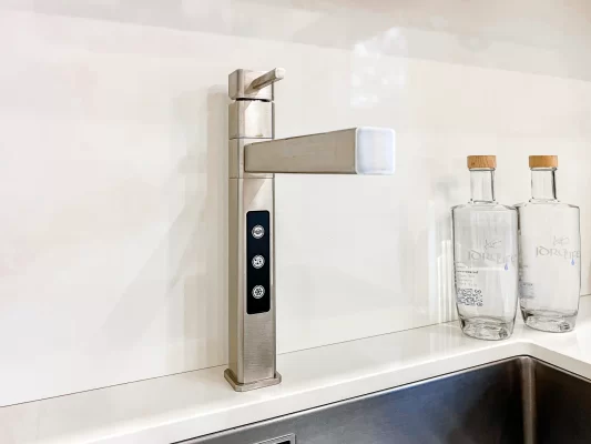 Appartamento con Impianto ad osmosi inversa con frigo gasazione e rubinetto elettrico a 5 vie