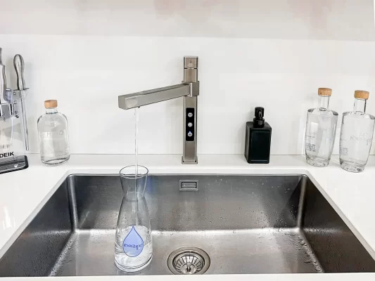 Appartamento con Impianto ad osmosi inversa con frigo gasazione e rubinetto elettrico a 5 vie