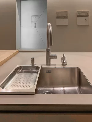 Appartamento conImpianto ad osmosi inversa con frigo gasazione con rubinetto elettronico a 3 vie salva spazio