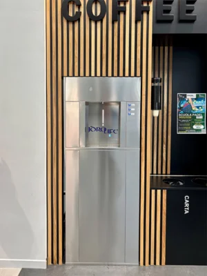 Concessionaria DALMA Distributore elettronico con Osmy Frizz 220 per erogazione acqua ad osmosi inversa liscia ambiente fredda frizzante e liscia fredda3