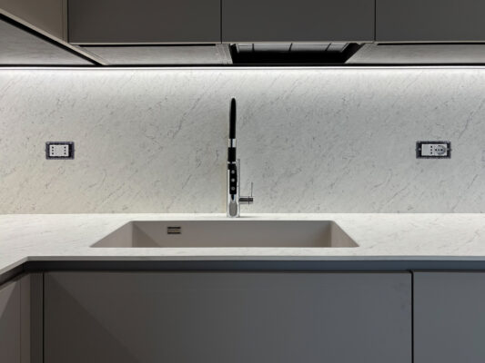 Miscelatore elettronico a cinque vie mod. 7180 FLEXY cromato lucido